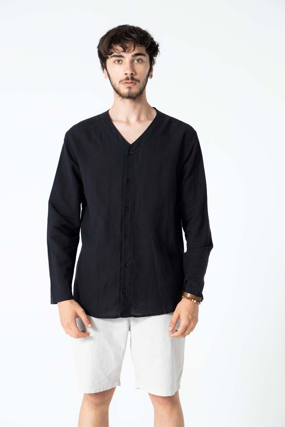 derin v yaka düğmeli erkek keten gömlek siyah